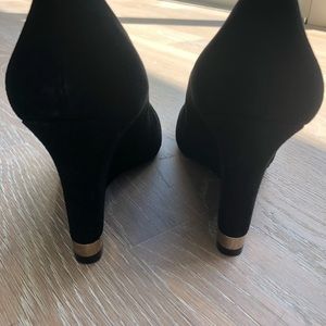 Tory Burch Black Suede wedges 9.5
